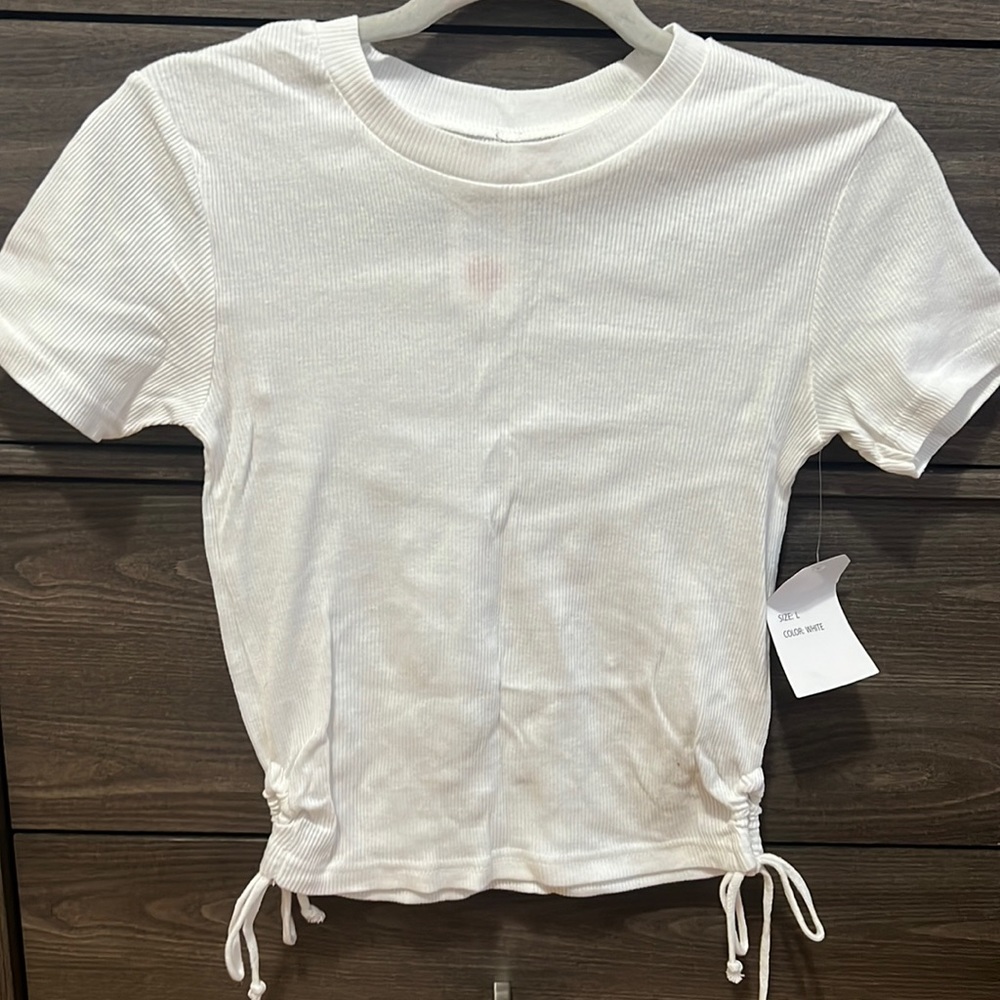 Scrunched White Tee. Rainbow. Short Sleeve